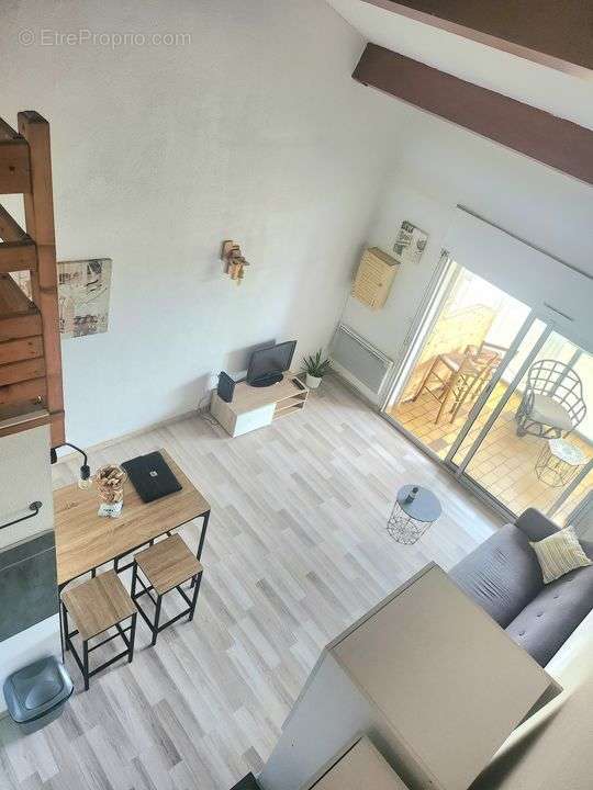 Appartement à PORT-SAINT-LOUIS-DU-RHONE