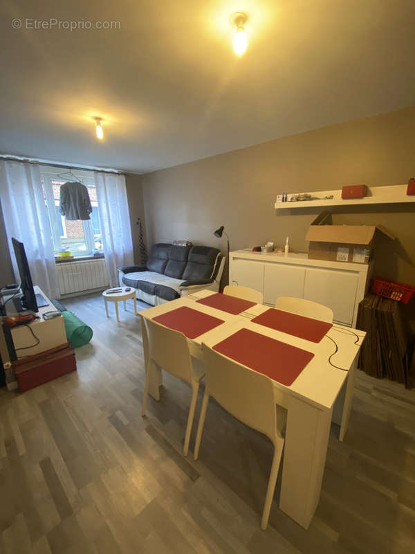 Appartement à CAUDRY