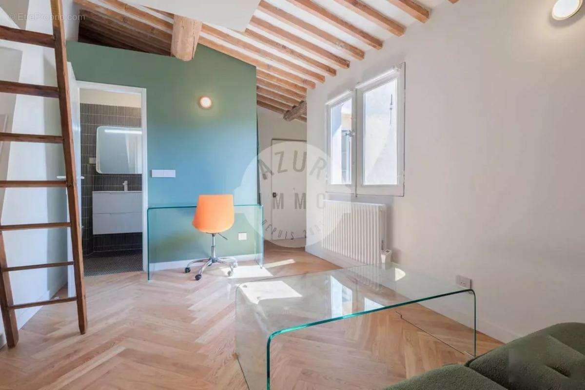 Appartement à AIX-EN-PROVENCE