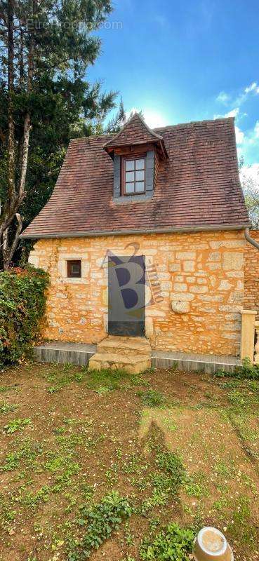 Maison à SAVIGNAC-LES-EGLISES