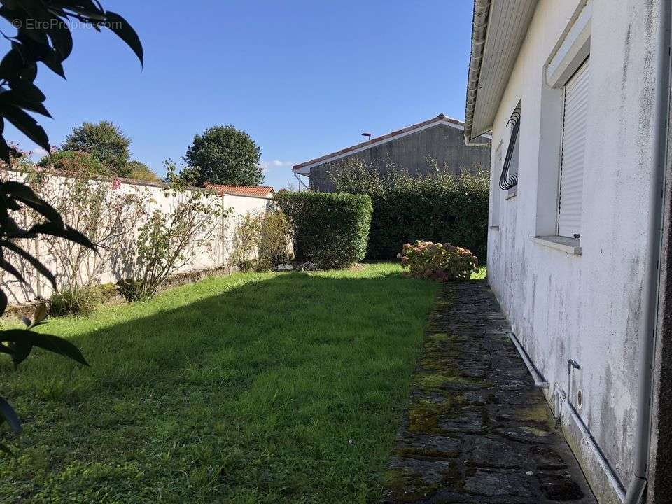 Maison à SAINT-LAURENT-MEDOC