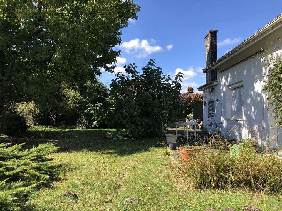 Maison à SAINT-LAURENT-MEDOC