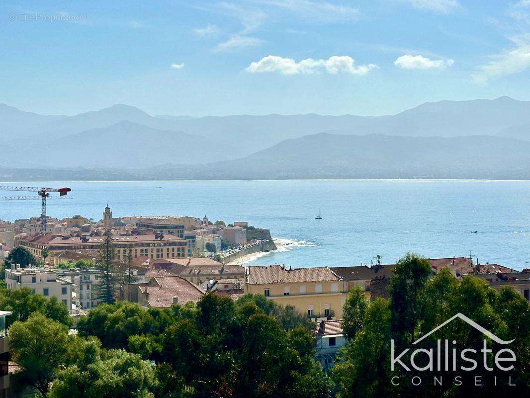 Appartement à AJACCIO