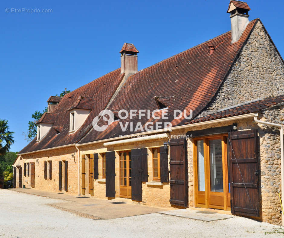 Maison à SAINTE-FOY-DE-LONGAS