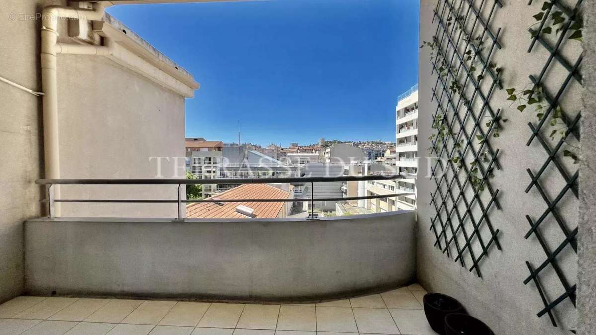 Appartement à MARSEILLE-8E