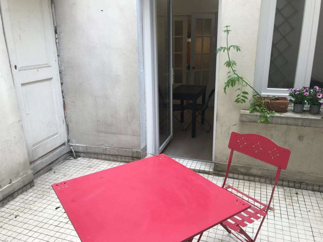 Appartement à PARIS-6E