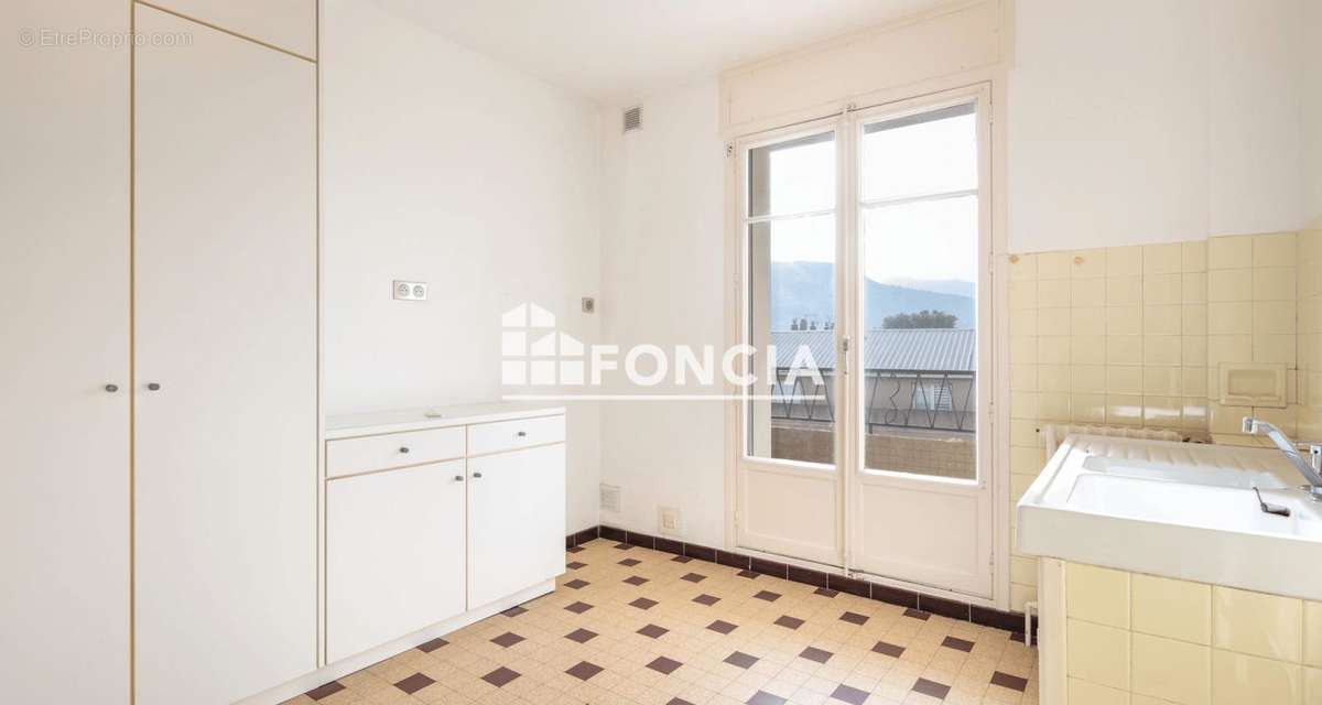 Appartement à GRENOBLE