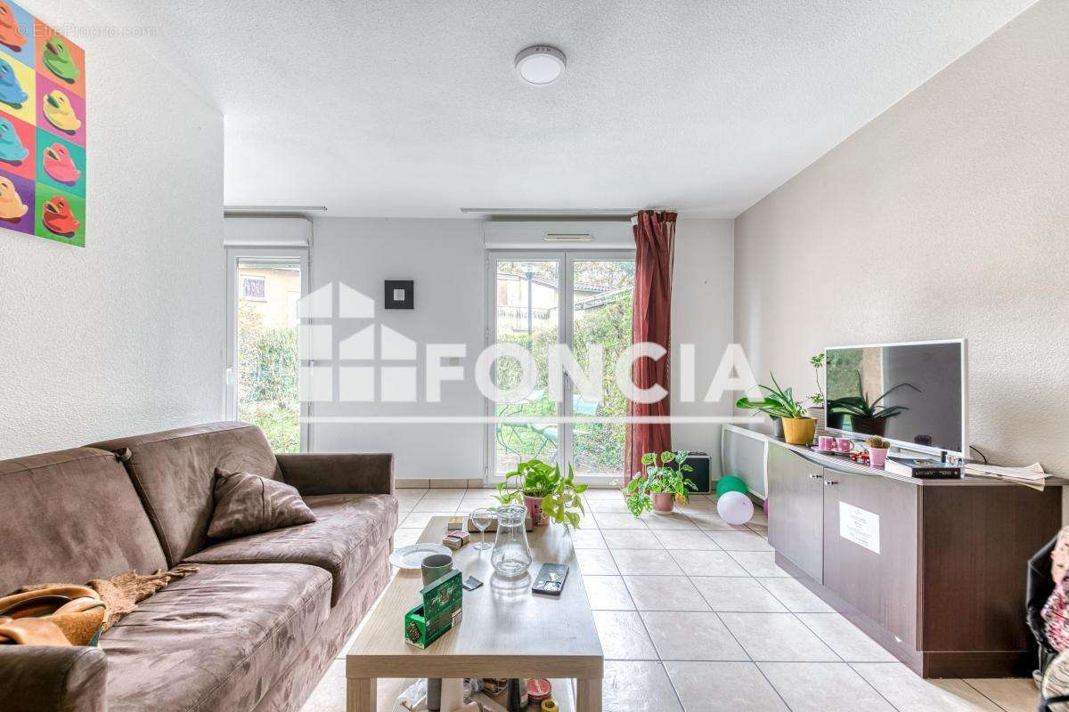 Appartement à MARCY-L&#039;ETOILE