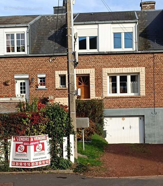 Maison à HALLENNES-LEZ-HAUBOURDIN