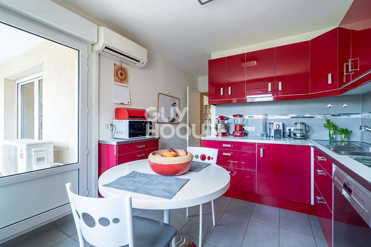 Appartement à LYON-3E