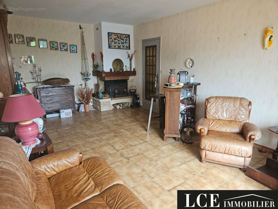 Appartement à LE PLESSIS-TREVISE