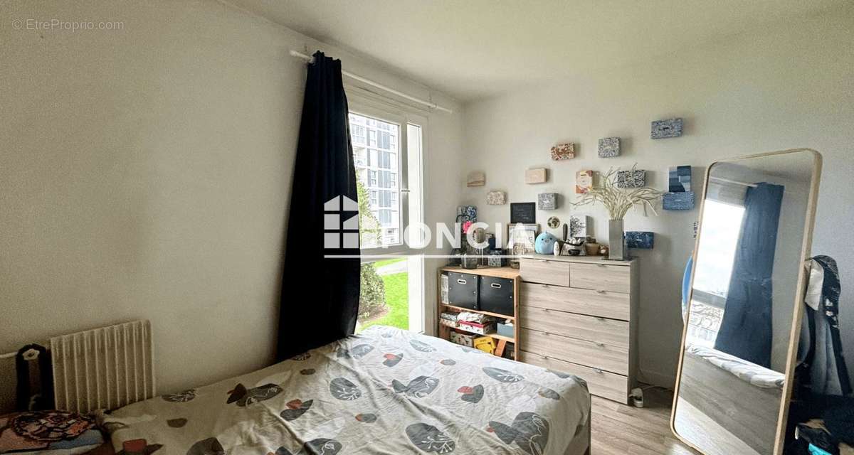 Appartement à MONT-SAINT-AIGNAN