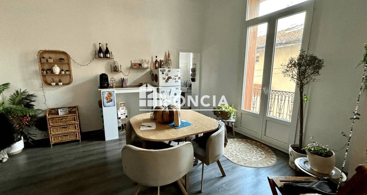 Appartement à HYERES