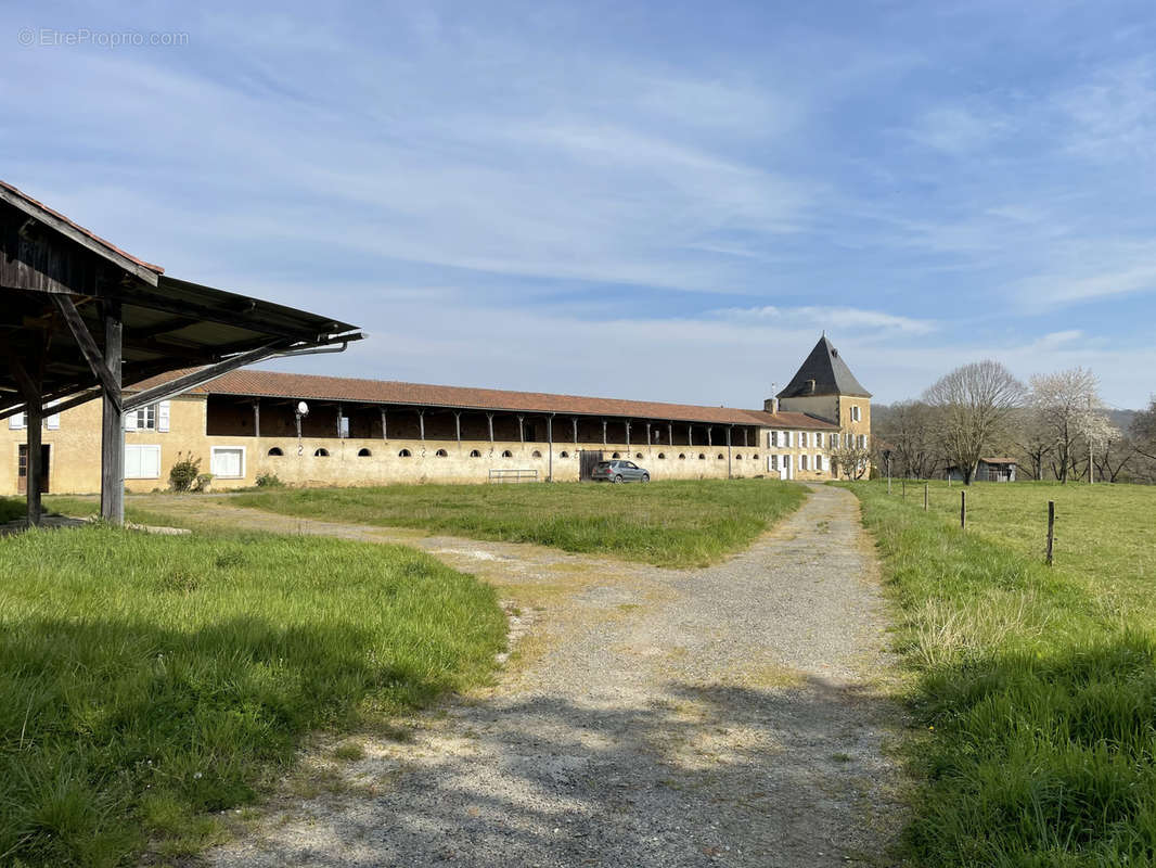 Maison à L&#039;ISLE-DE-NOE