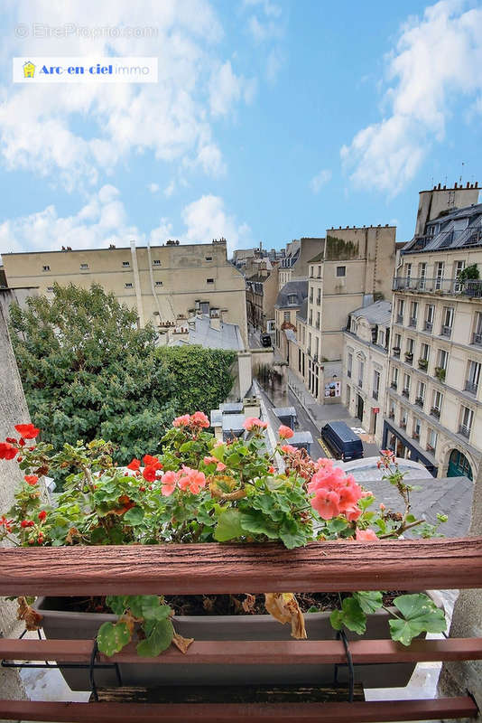 Appartement à PARIS-3E