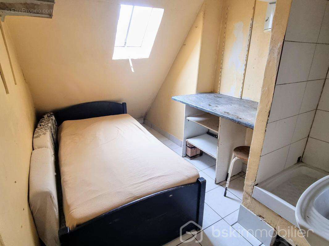 Appartement à PARIS-10E