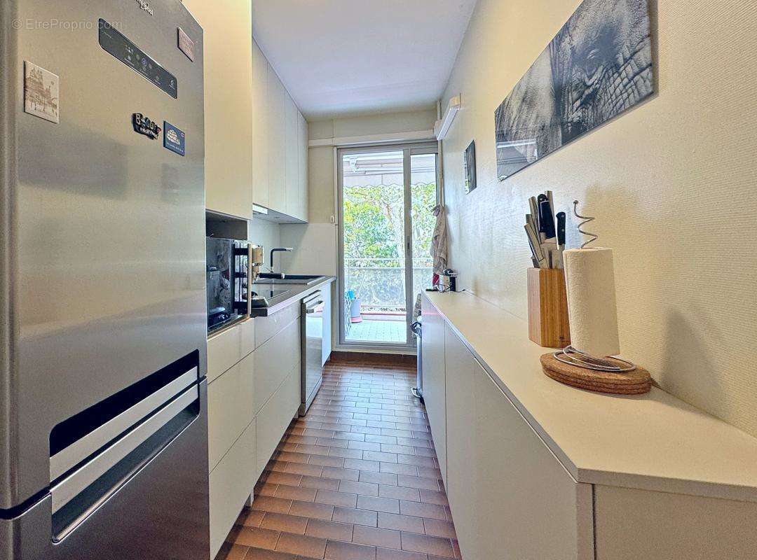 Appartement à MARSEILLE-8E