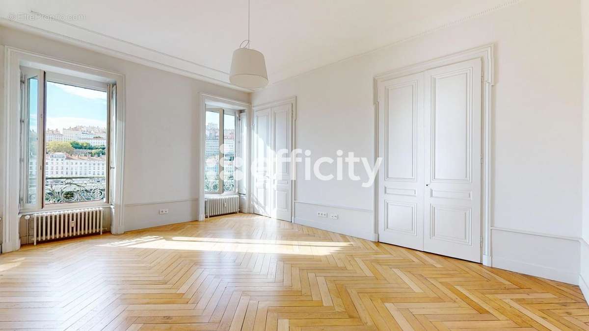 Appartement à LYON-6E