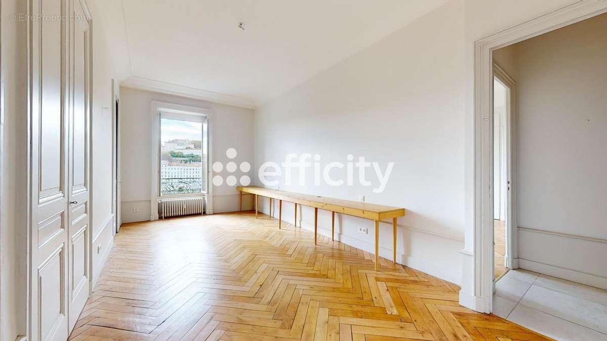 Appartement à LYON-6E