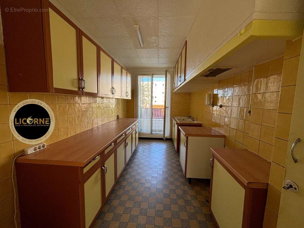 Appartement à MARSEILLE-10E