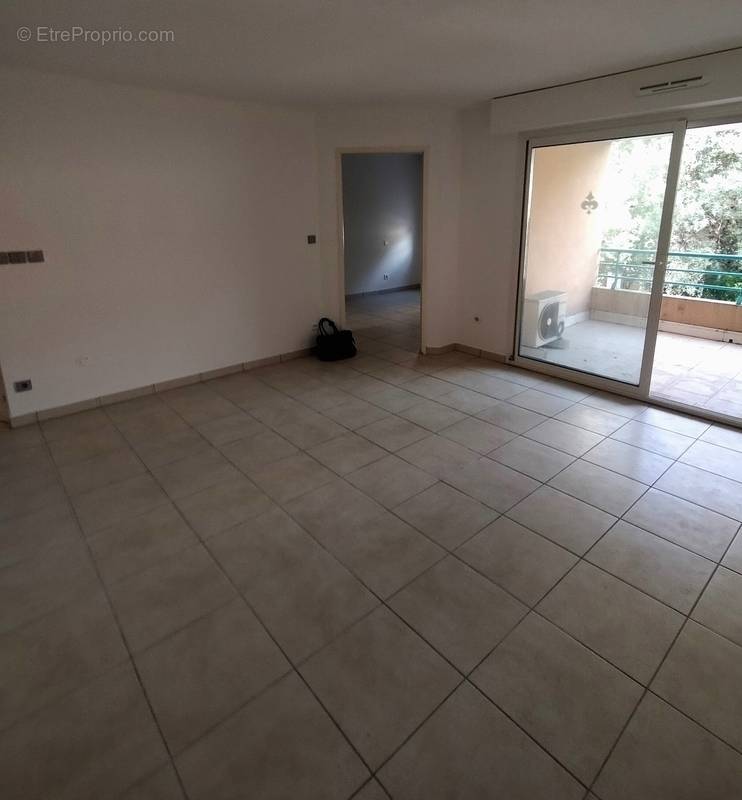 Appartement à SAINT-RAPHAEL