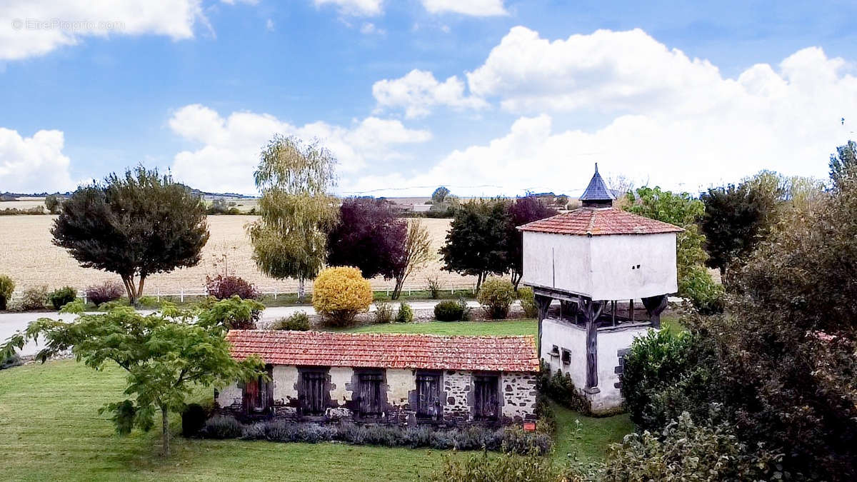 Maison à SAINT-ANDRE-LE-COQ