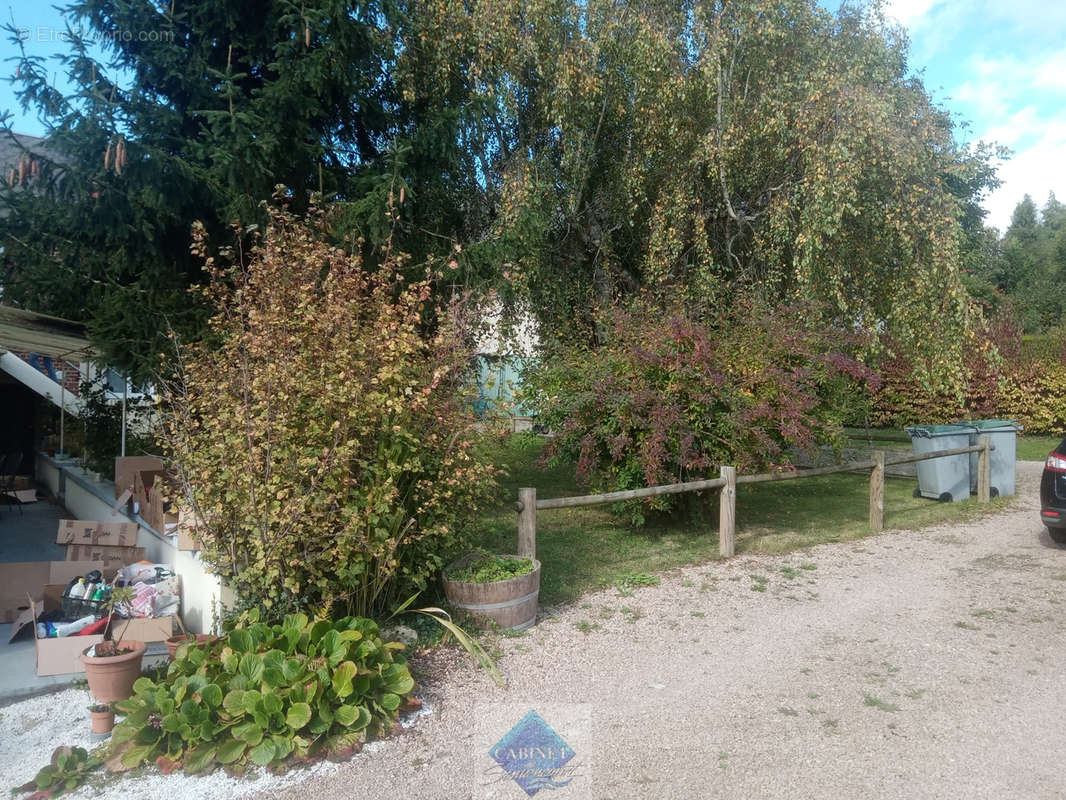 Maison à BOUVAINCOURT-SUR-BRESLE