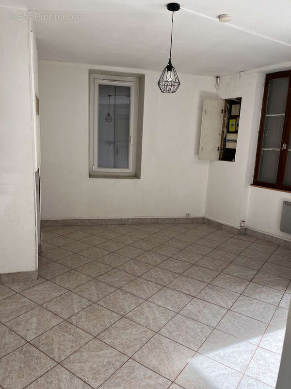 Appartement à MOULINS