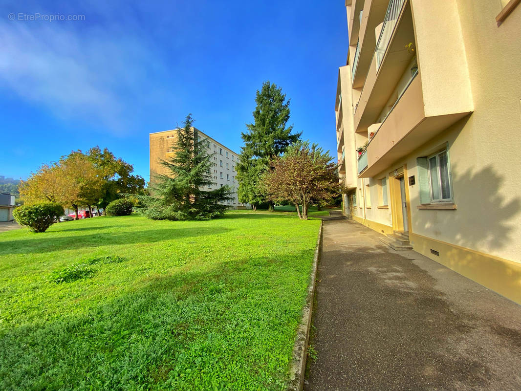 Appartement à BOURGOIN-JALLIEU