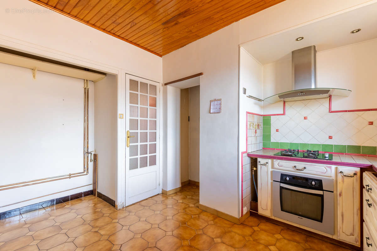 Appartement à MARSEILLE-10E