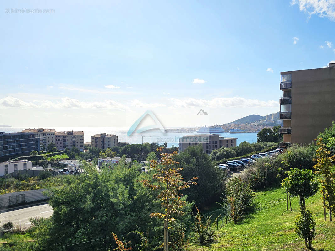 Appartement à AJACCIO