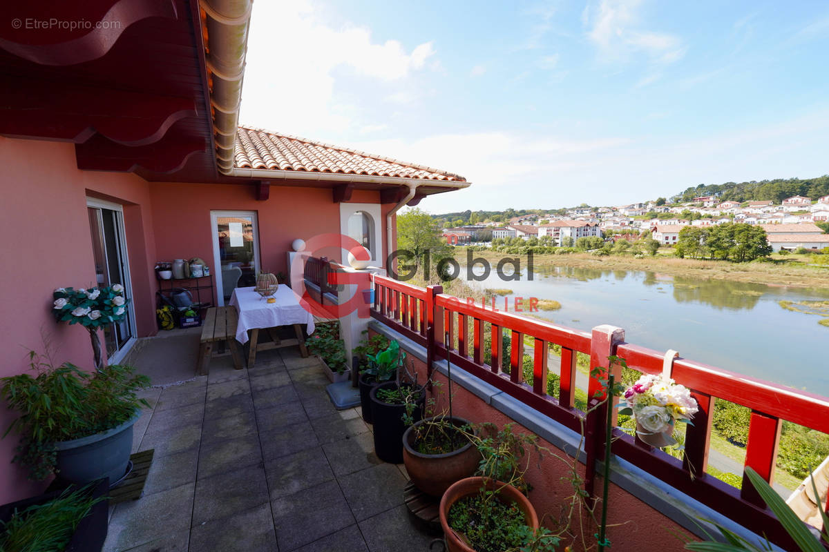 Appartement à CIBOURE