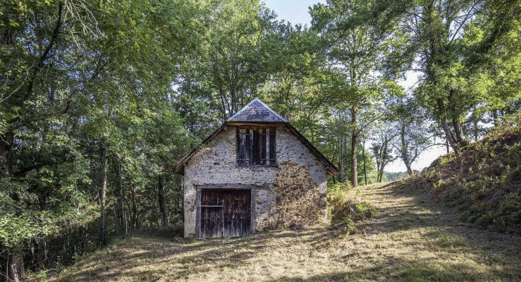 Maison à ASTUGUE