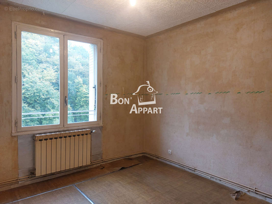 Appartement à JOEUF