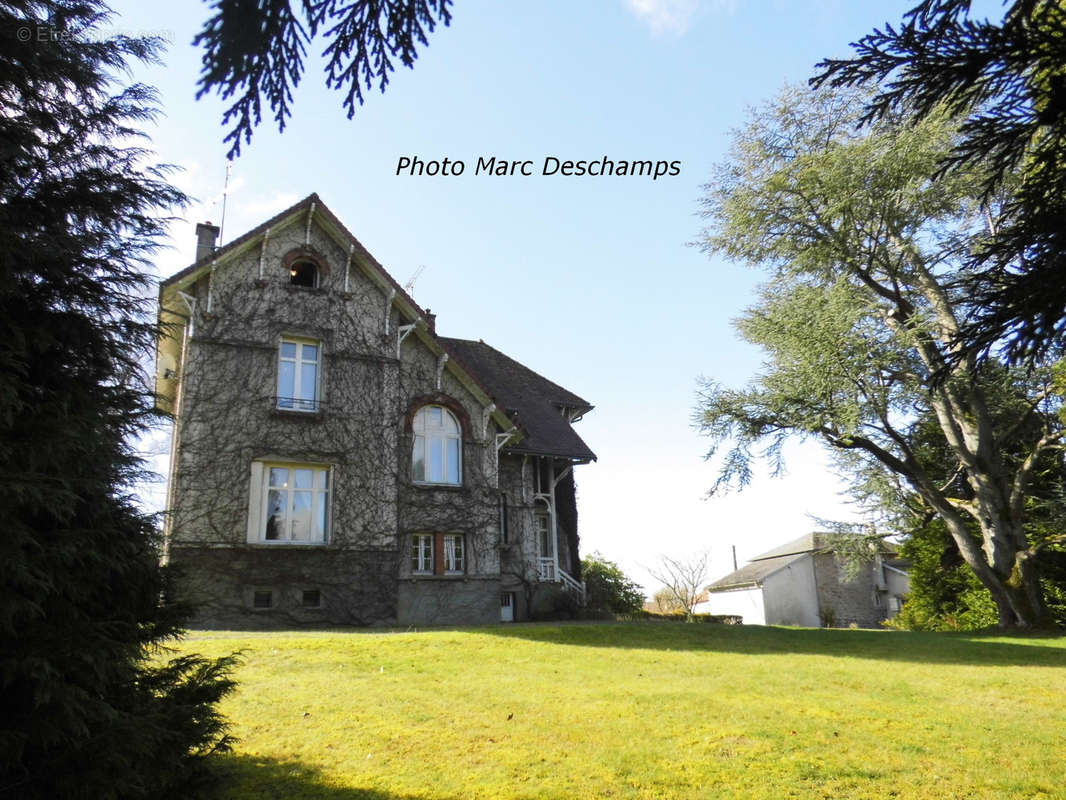 Maison à BOURGANEUF