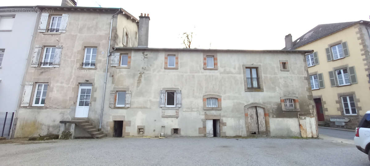 Maison à BOURGANEUF