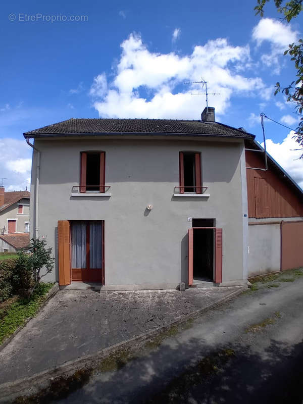 Maison à SAINT-DIZIER-LEYRENNE