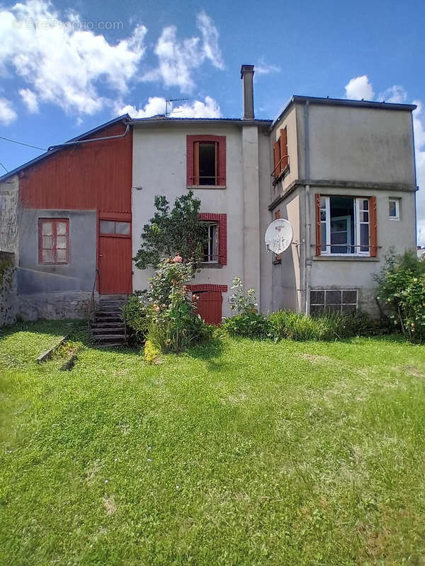 Maison à SAINT-DIZIER-LEYRENNE