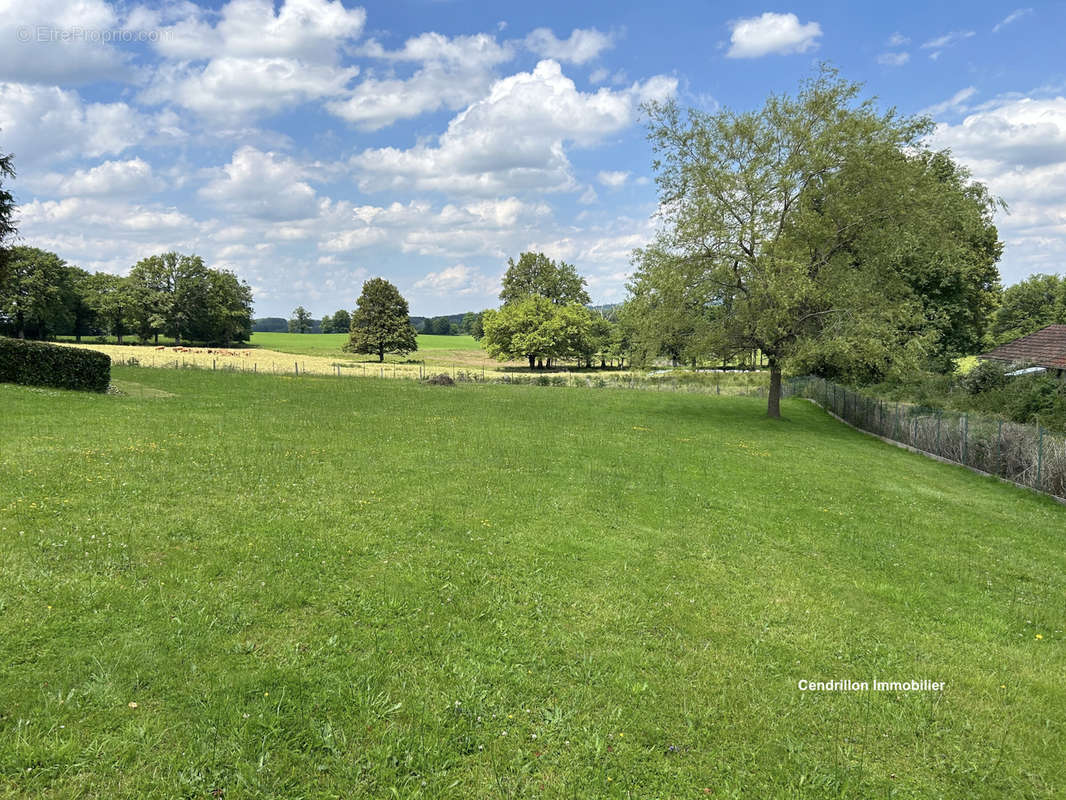 Terrain à BOURGANEUF