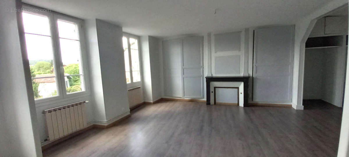 Appartement à BOURGANEUF