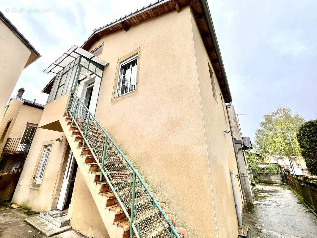 Appartement à COURCELLES-CHAUSSY