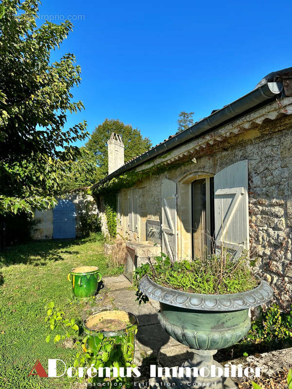 Maison à LATRESNE