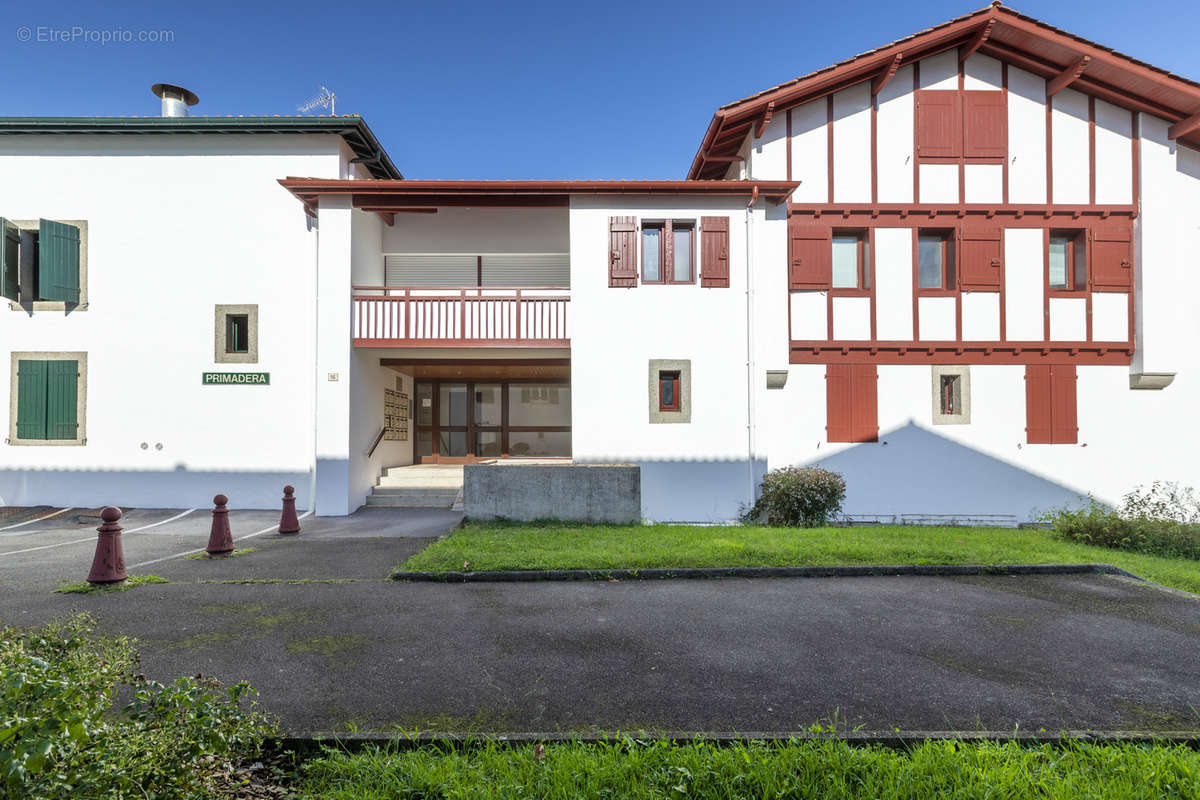 Appartement à CIBOURE