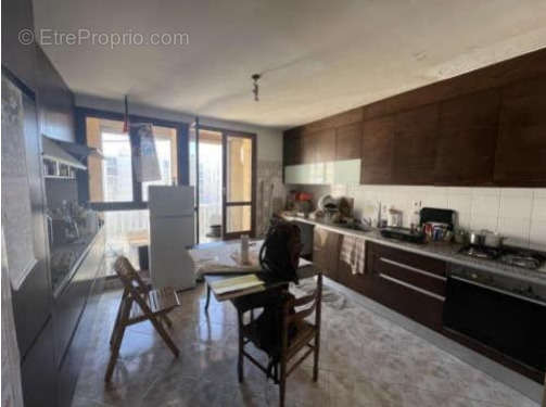 Appartement à MARSEILLE-10E