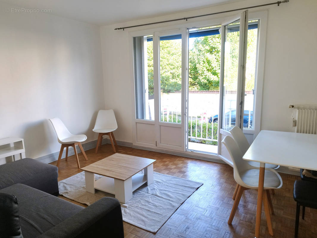 Appartement à NOGENT-SUR-MARNE