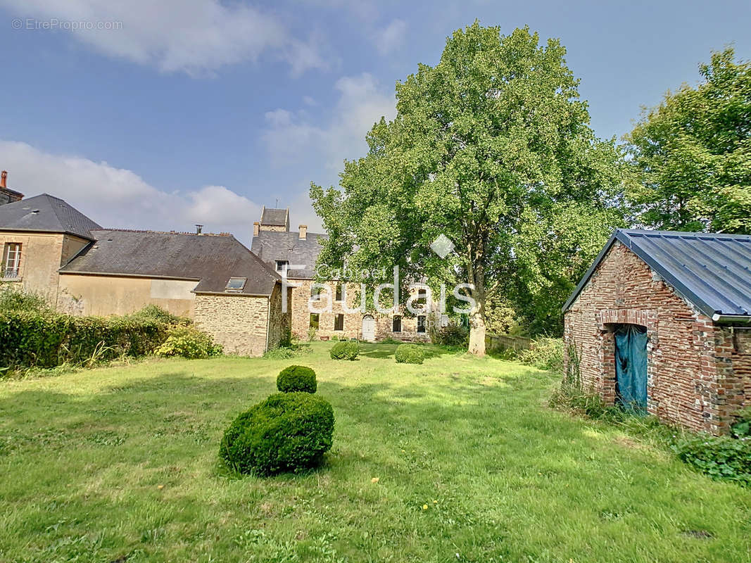 Maison à MOON-SUR-ELLE