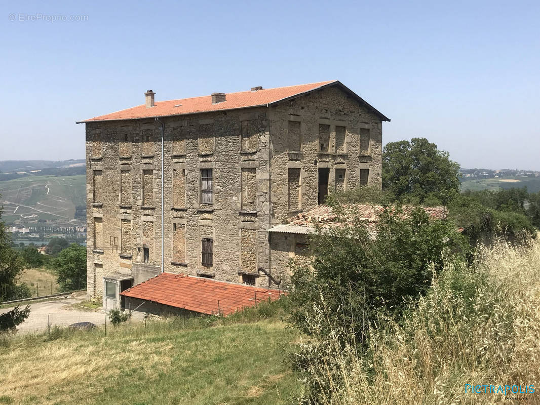 Maison à REVENTIN-VAUGRIS