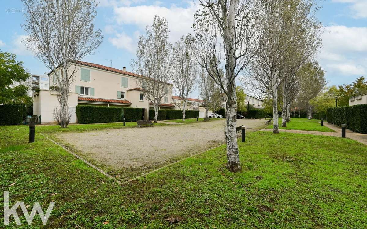 Appartement à SAINT-PRIEST