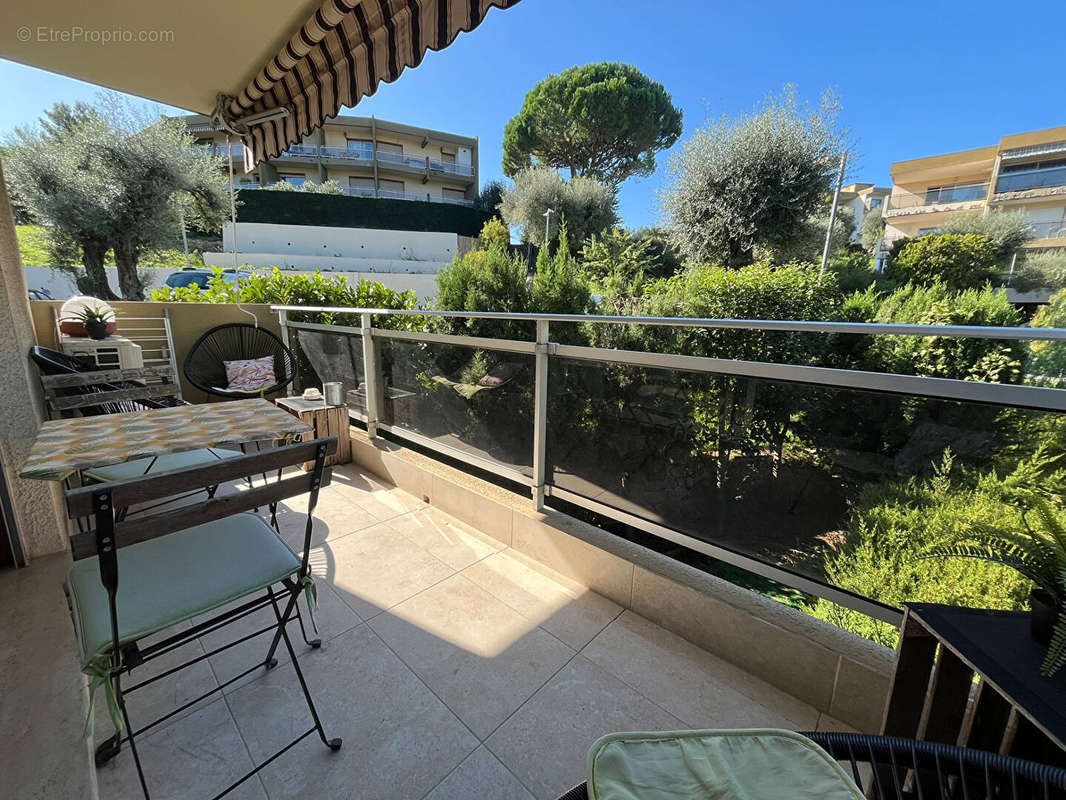 Appartement à VILLENEUVE-LOUBET