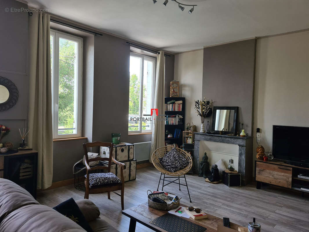 Appartement à BLAYE